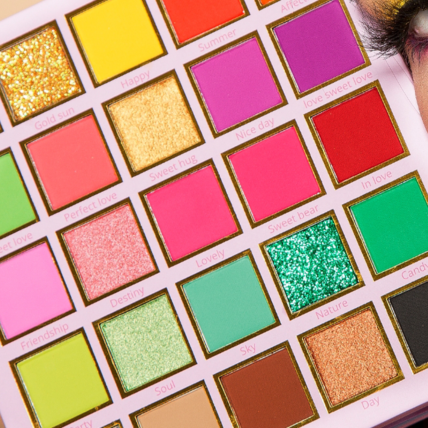 Teddy Heart - Eyeshadow Palette